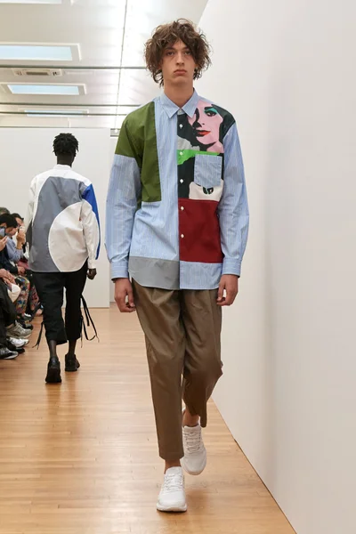 Look 2